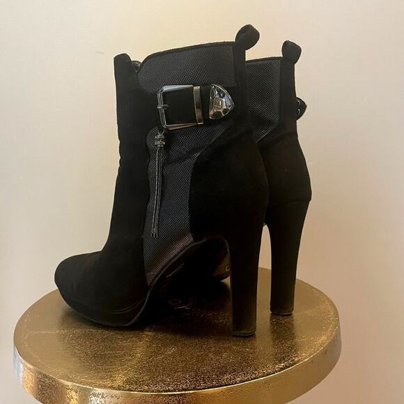Laura Biagiotti Black Suede Ankle Booties | 38, US 7.5-8, High Heel, Tassel - Picture 5 of 9